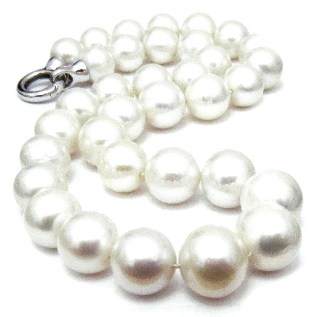 White 11.7-14.8mm Round Pearls Necklace